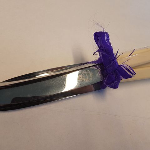 Rustfrie kniver fra Sheffield selges samlet