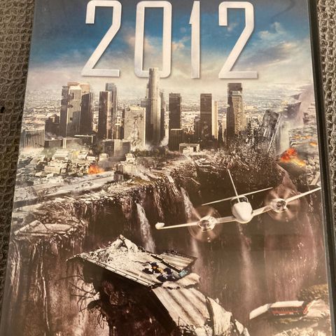 2012 (DVD)