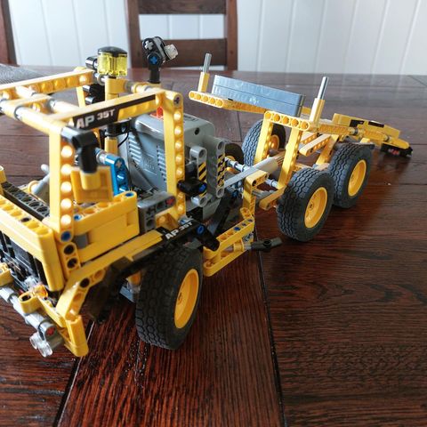 Lego sett 8264 Technic lastebil