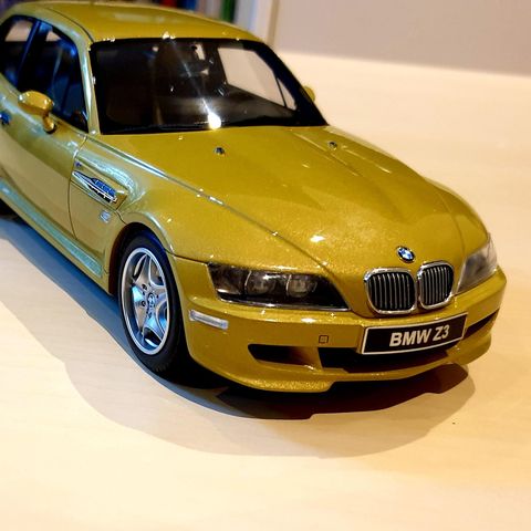 1:18 BMW  Z3 M Coupe 3.2 Yellow