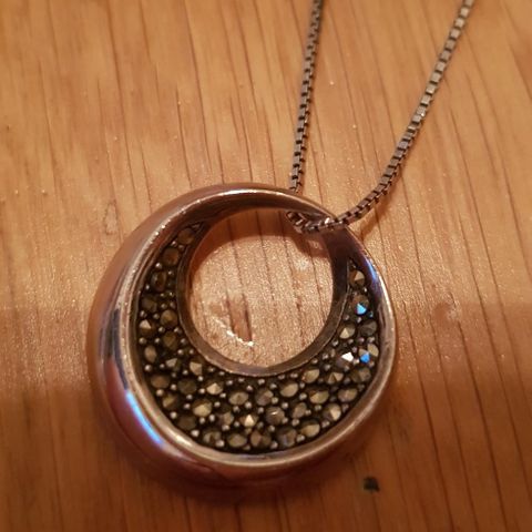 925 silver dark half moon necklace