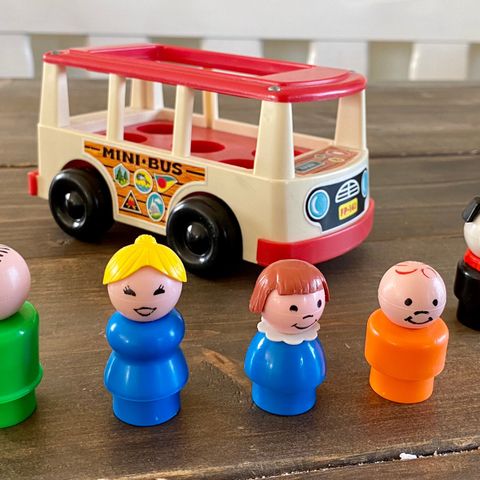 Vintage 1969 Fisher Price minibuss med figurer