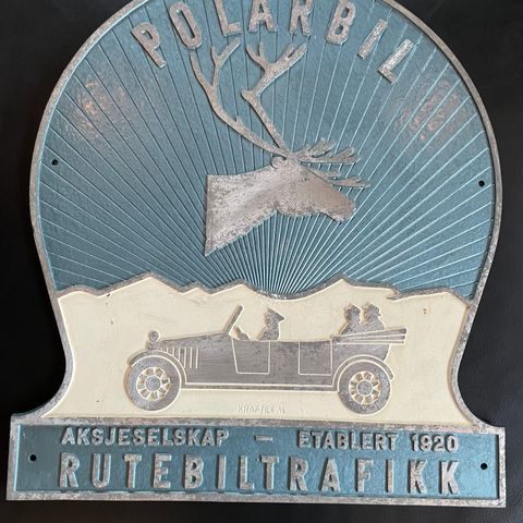 Polarbil. Rutebiltrafikk