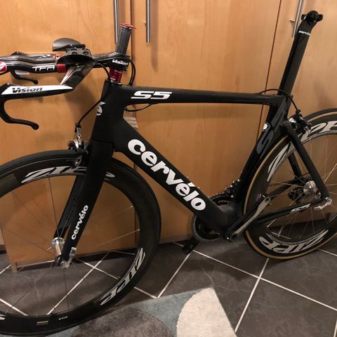 Rå ubrukt Cervélo S5 med Dura-ace