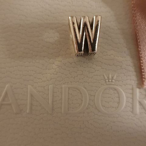 Pandora Letter W alphabet charm