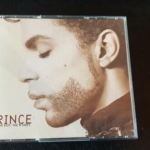 Prince "The Hits/The B-Sides" samlealbum.