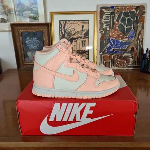 Nike Dunk High Crimson Tint 39