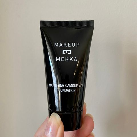 Makeup Mekka foundation (kun testet)
