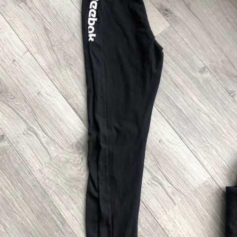 Fin bomullstights fra Reebok, str small