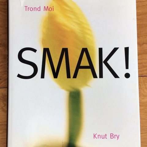 SMAK- 1 stor, flott bok TROND MOI av Knut Bry. H. 30 cm, B 23 cm, 181 s. 2000.