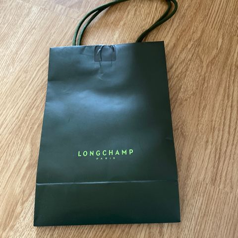 longchamp pose