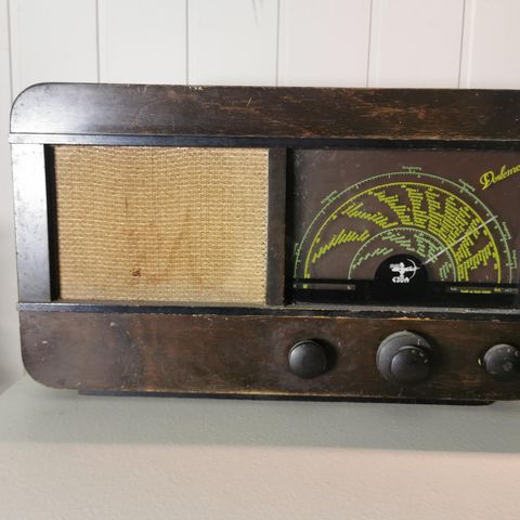 Vintage Radio av merket Veslemøy