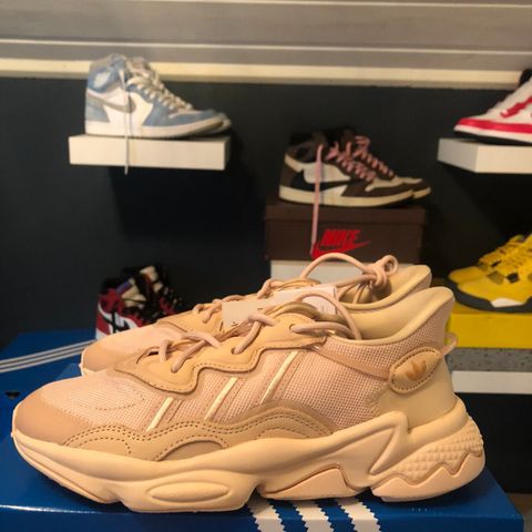 Adidas Ozweego str 39 1/3 og 41 1/3