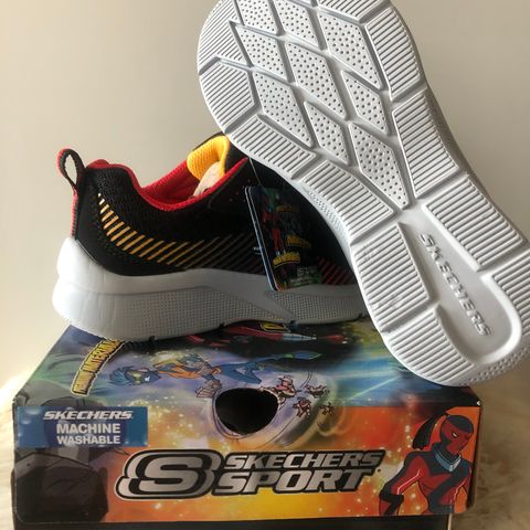 Ny Skechers sko str.31