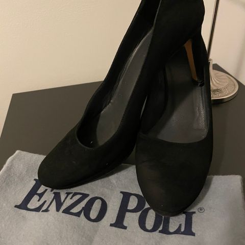 Enzo poli heler i semsket skinn str 38,5