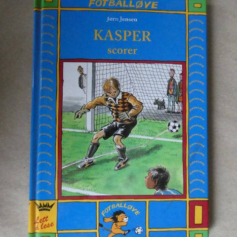 Fotballøve: Kasper scorer