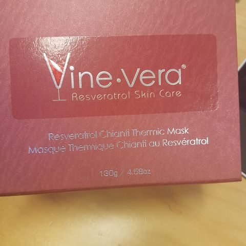 Helt ny og ubrukt Vine Vera Chianti Thermic Mask