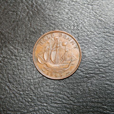 England   half penny  1945  kr 50,-