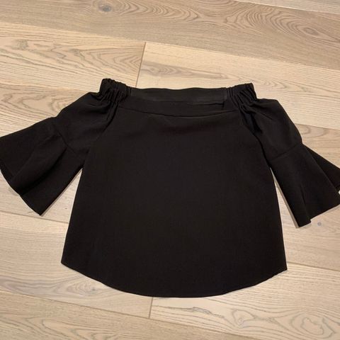 Offshoulder top fra Primark