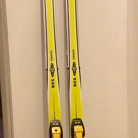 Fischer RCS classic ski