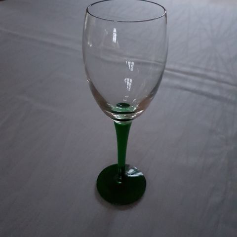 Traviata glass, Iittala