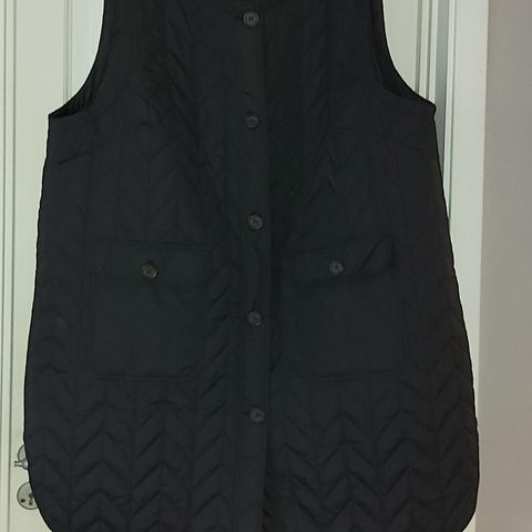 Zizzi quilted vest. Str Xl