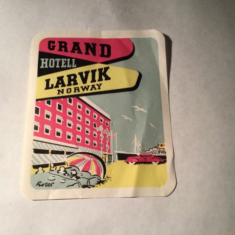 Kr 30 koffertmerke Grand Hotell Larvik Norway 11x9 cm