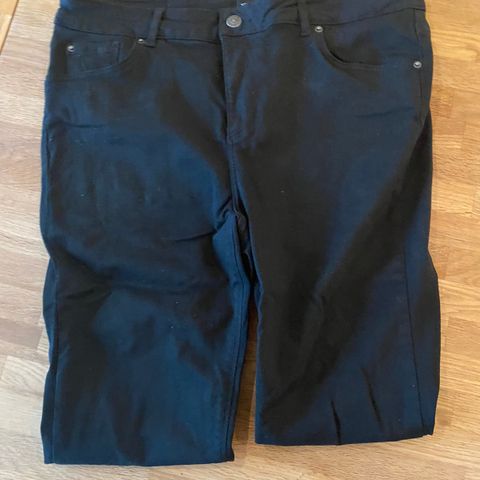 Vera Moda Denim svart jeans str XL/30