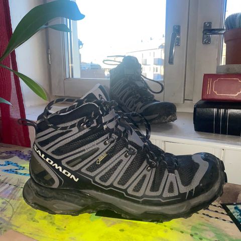 Salomon Hiking Sko strl.40