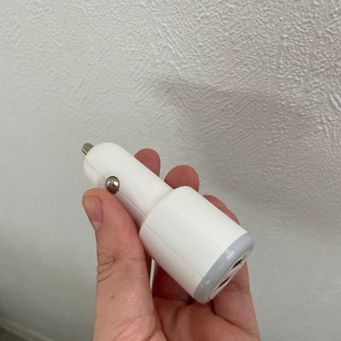 Billader/adapter til USB