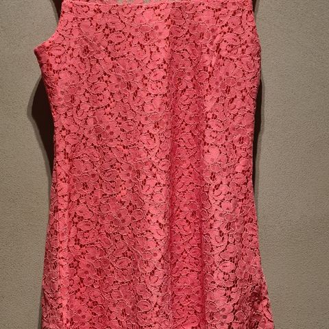 Rosa kjole Ellos størrelse 152