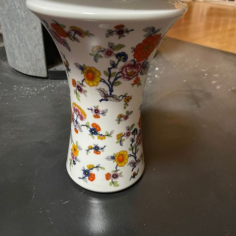 Porselen  blomstervase
