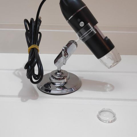 Microscoop med lys    50×<>1600×