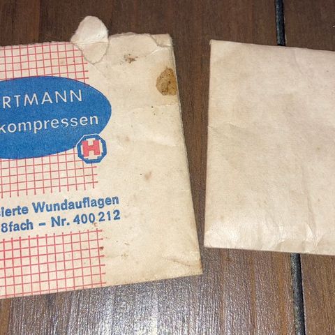 Eldre tysk kompress / Hartmann Mullkompressen