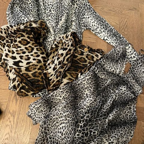 Roberto Cavalli for H&M Vintage Leopard / zebra kjole/ topp/ cardigan