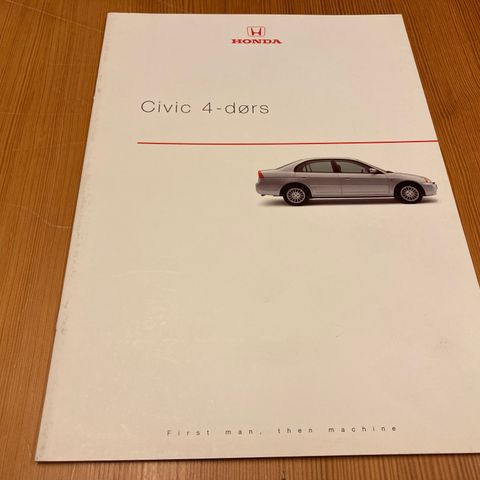 HONDA CIVIC 4-DØRS - 2001