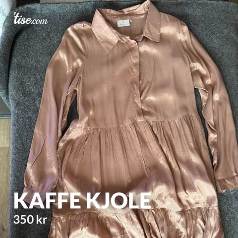 Kaffe kjole