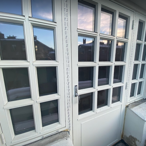 Feilbestilling; to balkongdører og fire vinduer fra Uldal