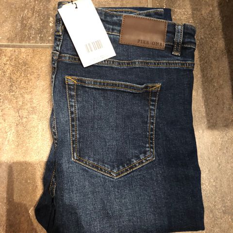 Jeans strl 30-34