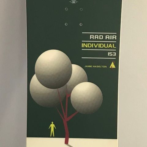 Rad-air snowboard (individual 153) med bag