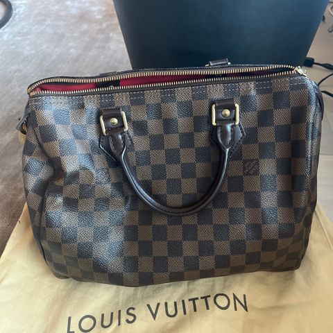 Louis Vuitton Speedy 30