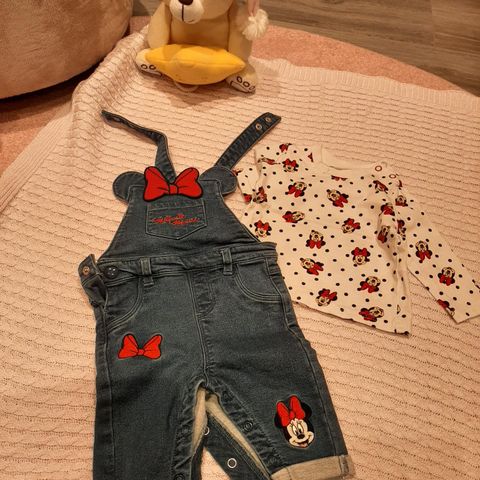 Minnie mus mouse jumpsuit med genser