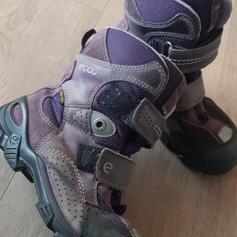 Lite brukt Ecco goretex vintersko strl 32