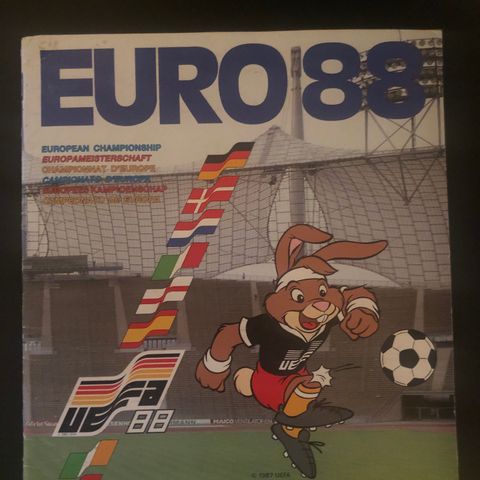 Panini EM Euro 1988 komplett album med klistremerker fotballkort Fotball 88
