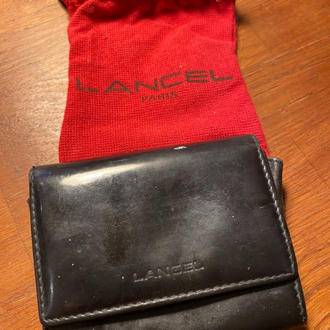 Liten lommebok fra franske Lancel