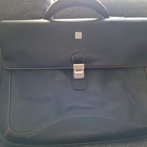 Lite brukt  -Leather Briefcase - Laptop - with strap