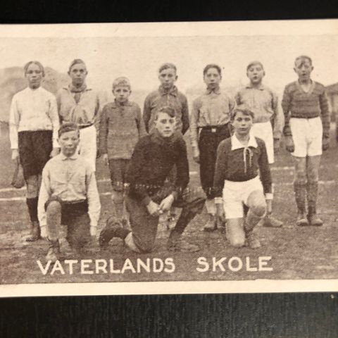 Vaterlands skole Helge Holt Einar Rise Villy Pettersen G Olsen fotballkort 1931