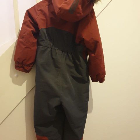 winter dress Snowsuit, Snjór, size 5, four/five years old child, wind/rainproof