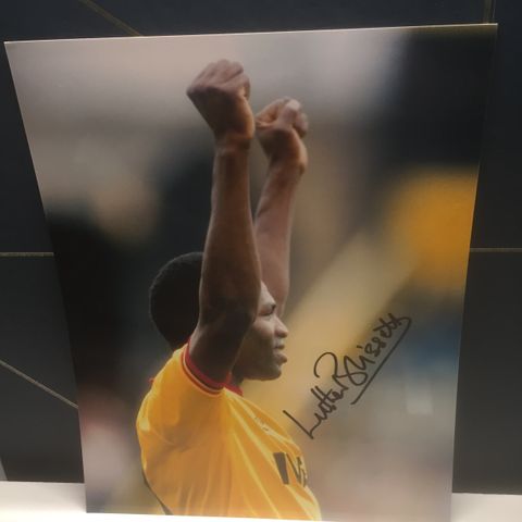 Watford - Luther Blissett signert 25x20 cm fotografi med COA