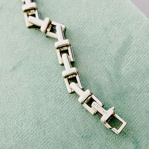 TIFFANY LARGE T LINK BRACELET